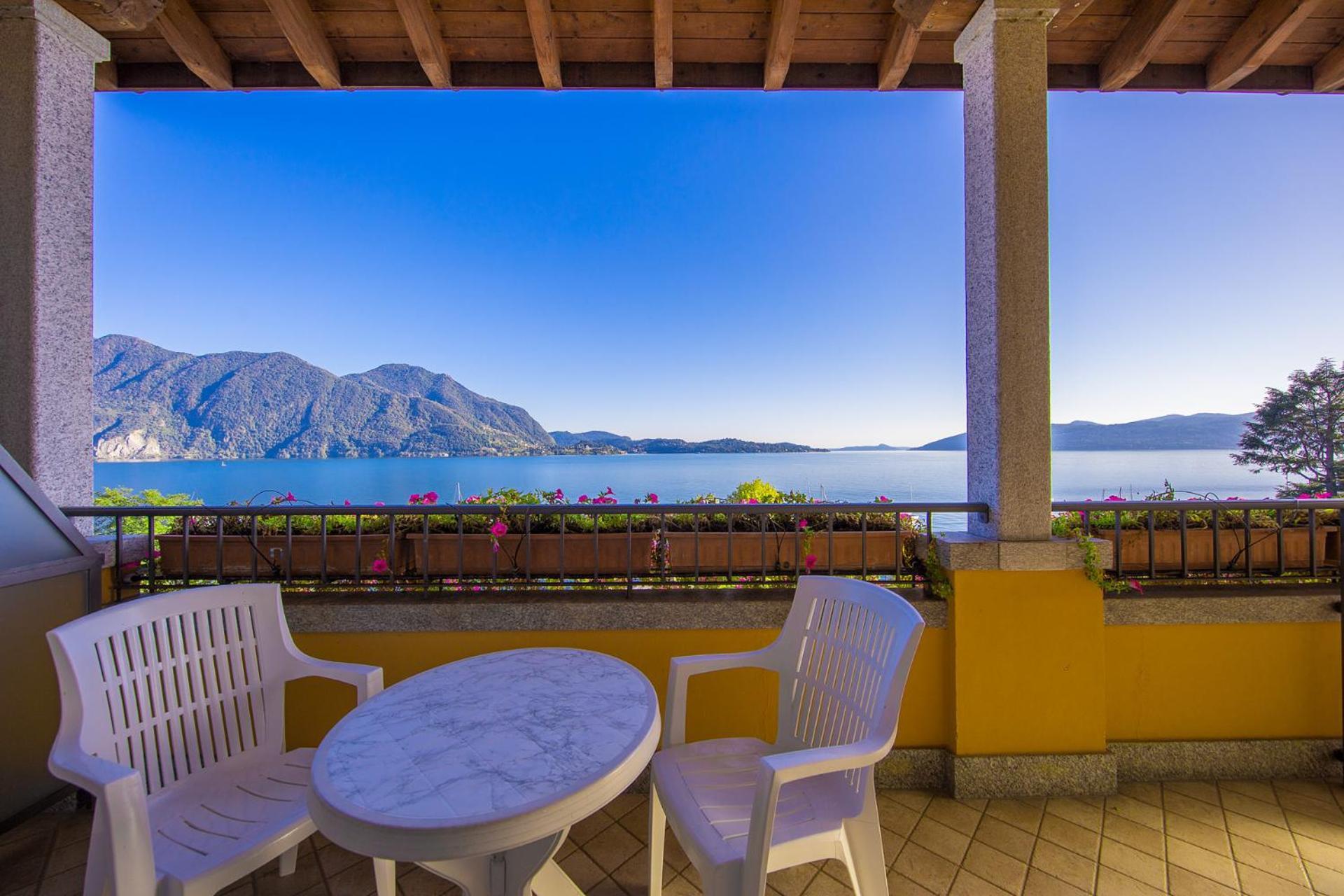 Hotel Residence Zust Verbania Rum bild