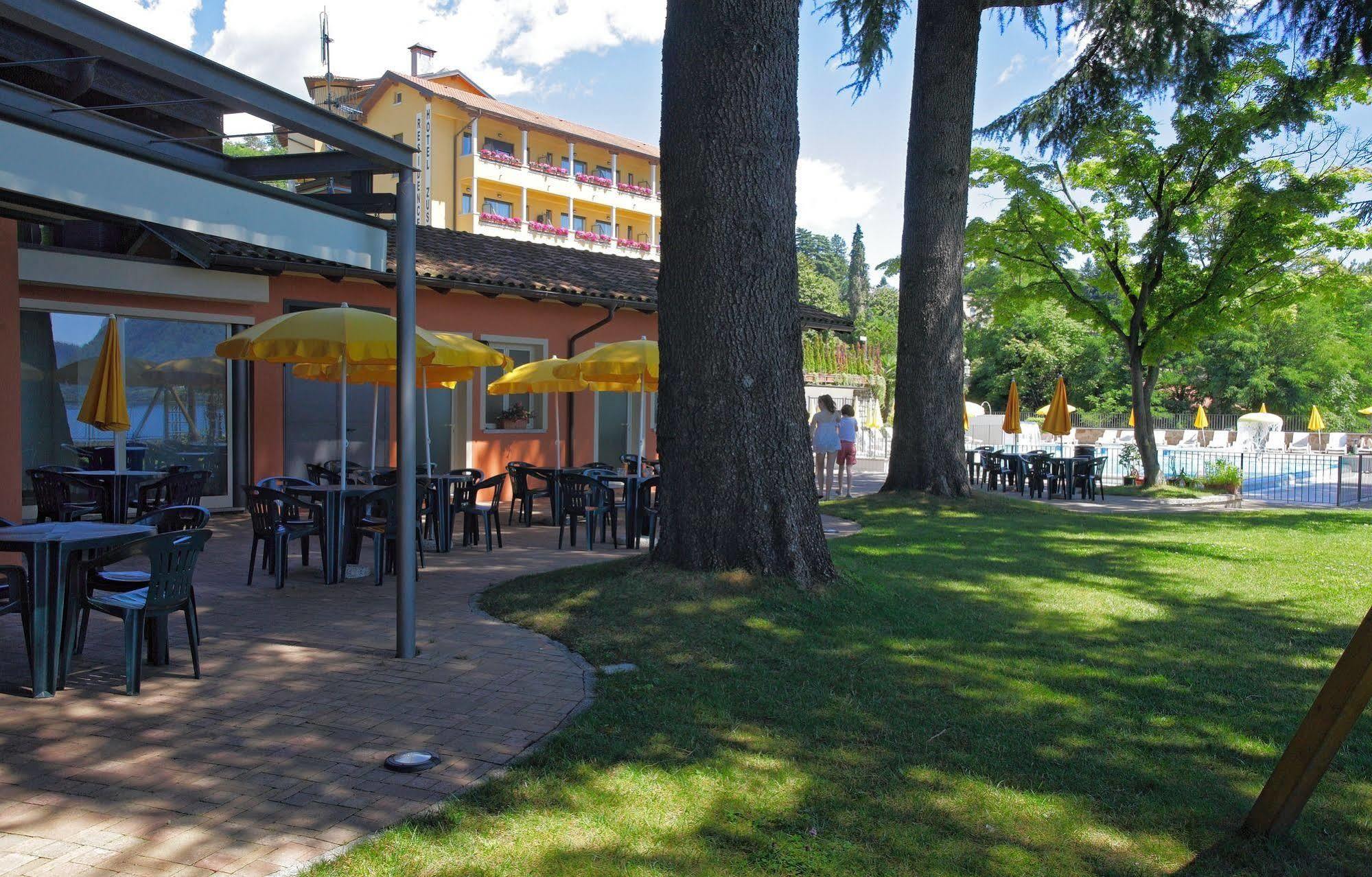 Hotel Residence Zust Verbania Exteriör bild