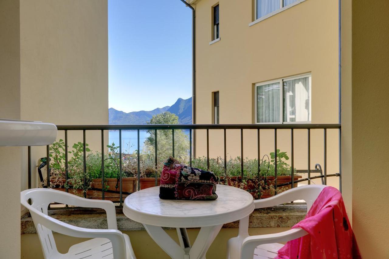 Hotel Residence Zust Verbania Exteriör bild